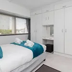 Apartment In Seapoint, Pool And Free Parking.