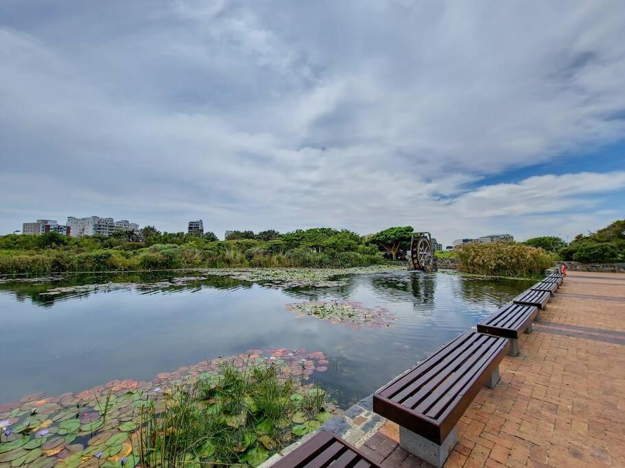 In Seapoint, Pool And Free Parking. * Cape Town